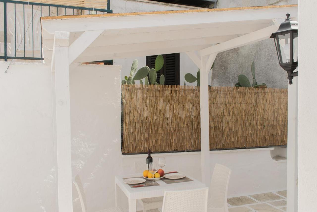Amari'S Home Ostuni Luaran gambar